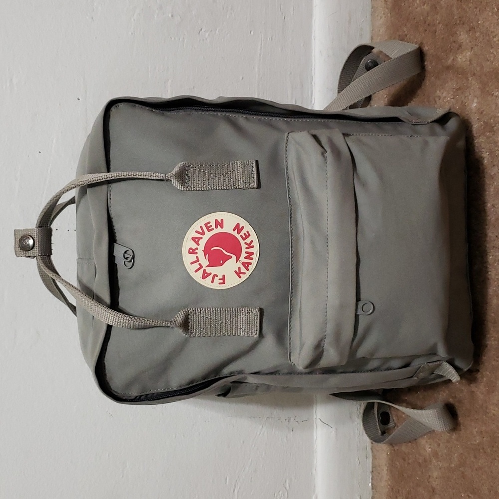 Fjallraven Kanken Classic Backpack Shoulder Bag Grey 23510 Padded Back
